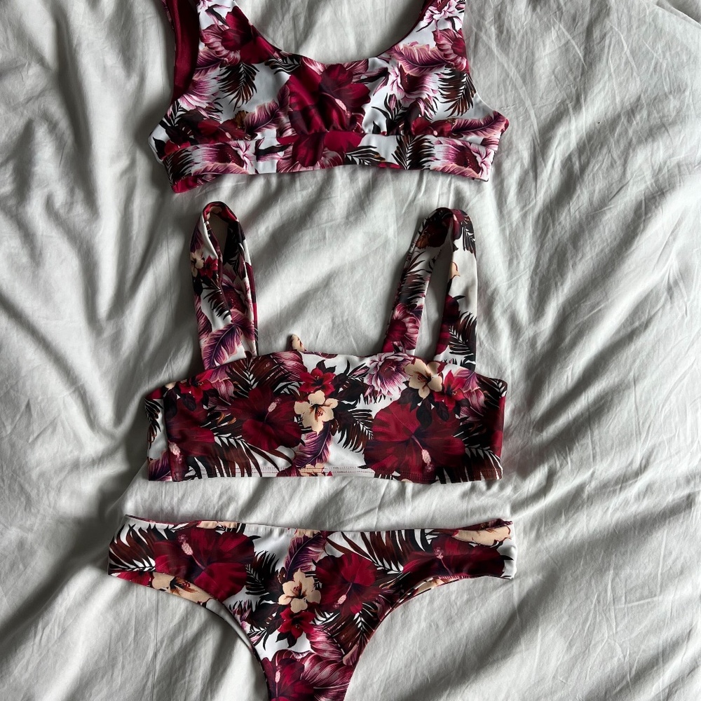 KULANI KINIS 3-Piece BIKINI SET in SIZE SMALL